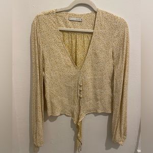 Flynn Skye floral tie front blouse size medium